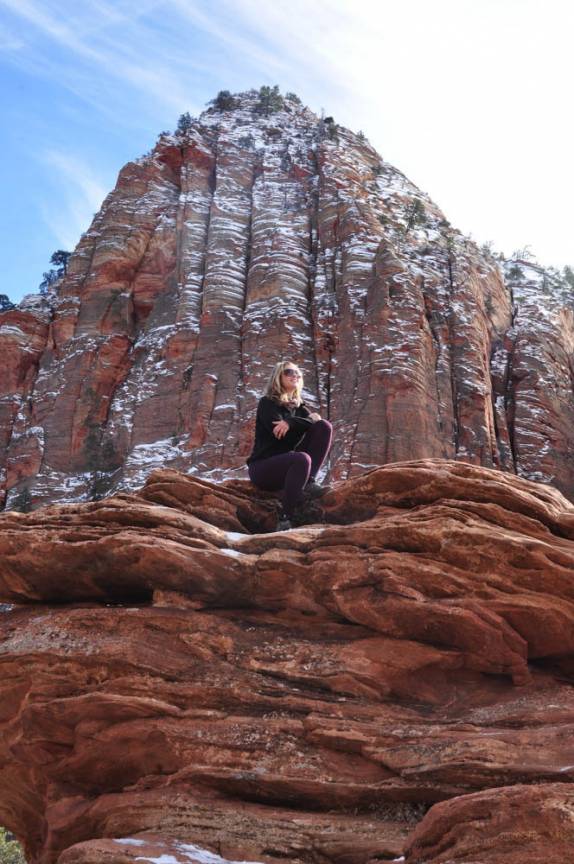 Caminhando pelas inesquecíveis paisagens do Zion National Park, em Utah, nos Estados Unidos